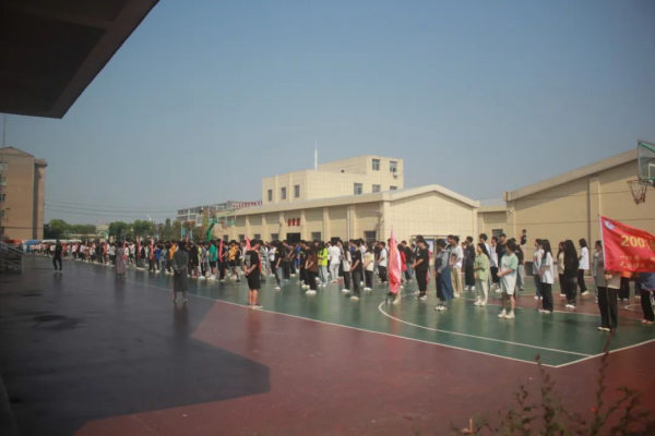 岳陽市江南通信職業(yè)技術(shù)學校,岳陽江南學校,岳陽江南通信學校,岳陽職業(yè)學校