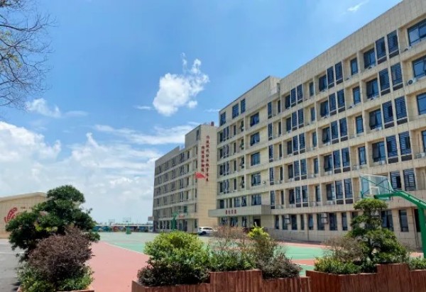 岳陽(yáng)市江南通信職業(yè)技術(shù)學(xué)校有限公司,岳陽(yáng)江南學(xué)校,岳陽(yáng)江南通信學(xué)校,岳陽(yáng)職業(yè)學(xué)校